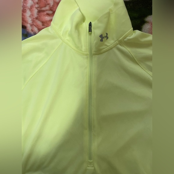Under Armour - Fitted Half Zip - Heat Gear - Picture 3 of 8